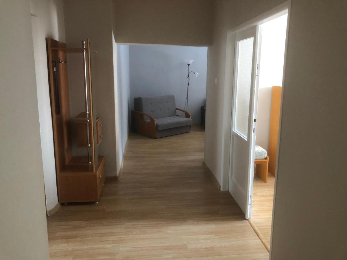 Apartament Apartman Bea, Snp 12 Velky Krtis Zewnętrze zdjęcie